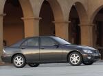 Lexus IS300 2001 года
